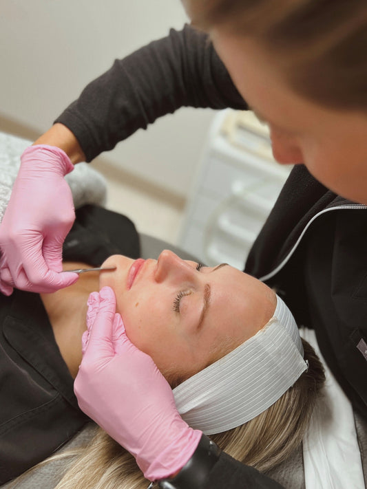 Dermaplane Facial